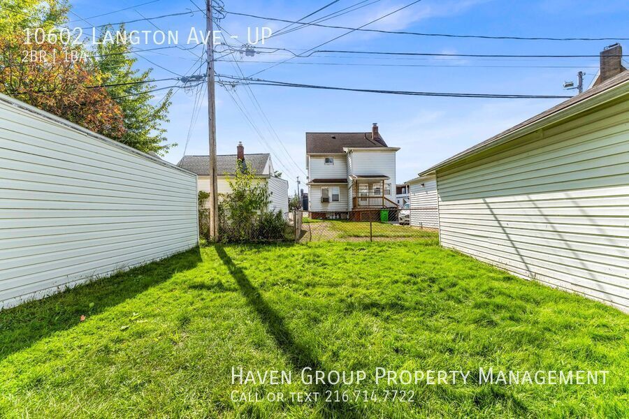 10602 Langton Ave | UP, Garfield Heights, Ohio, 44125 - Spacious 2-bed 1-bath multi-family home! property image