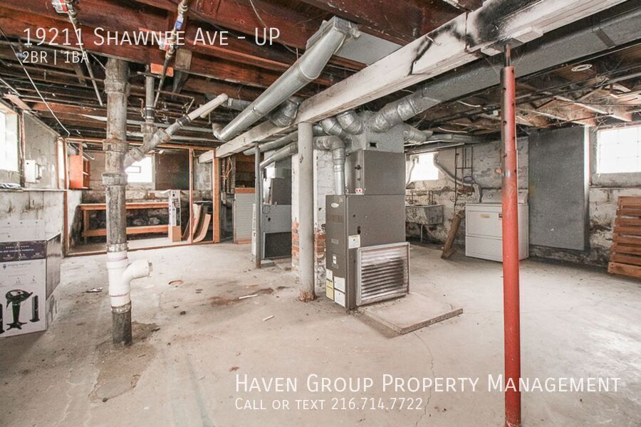 19211 Shawnee Ave | UP, Cleveland, Ohio, 44119 - Spacious 2-bed 1-bath multi-family home! property image