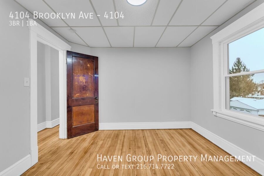 4102 (4104) Brooklyn Ave | Left Side, Cleveland, Ohio, 44109 - Spacious 3-bed 1-bath multi-family home! property image