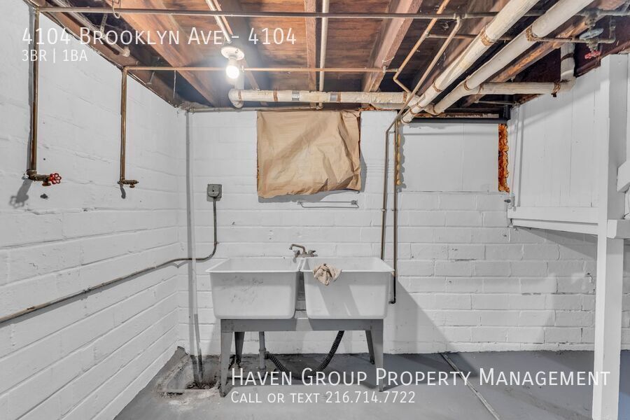 4102 (4104) Brooklyn Ave | Left Side, Cleveland, Ohio, 44109 - Spacious 3-bed 1-bath multi-family home! property image