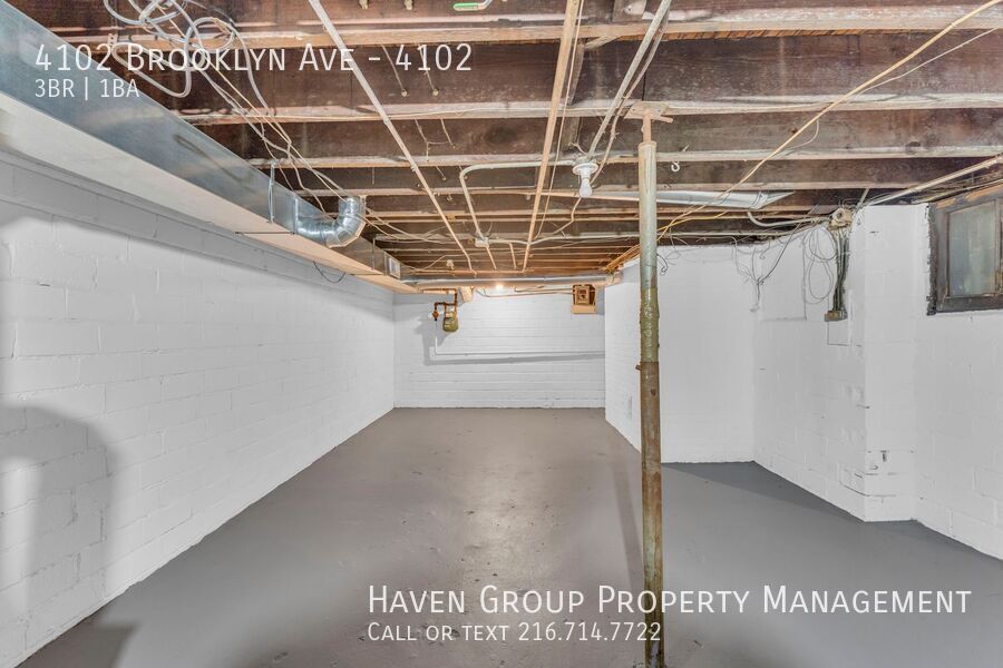 4102 Brooklyn Ave | Right Side, Cleveland, Ohio, 44109 - Spacious 3-bed 1-bath multi-family home! property image