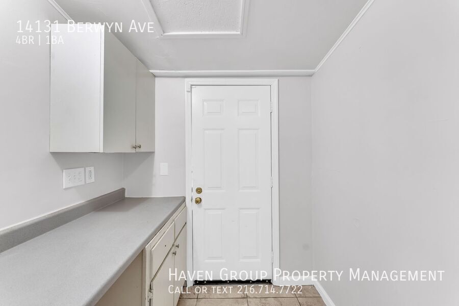 14131 Berwyn Ave, Cleveland, Ohio, 44111- Spacious 4-bed 1 -bath single-family home! property image