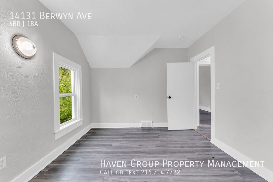 14131 Berwyn Ave, Cleveland, Ohio, 44111- Spacious 4-bed 1 -bath single-family home! property image