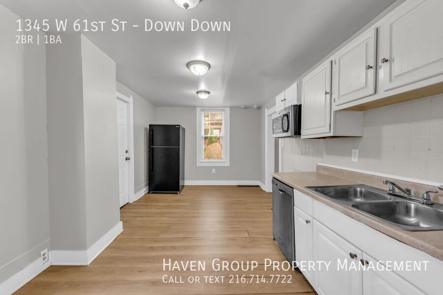 1345 W 61st St | DN, Cleveland, Ohio, 44102 - Spacious 2-bed 1-bath multi-family home! property image