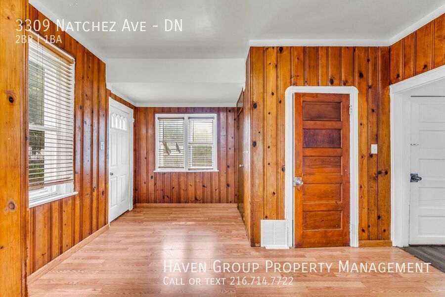 3309 Natchez Ave | DN, Cleveland, Ohio, 44109 - Spacious 2-bed 1-bath multi-family home! property image