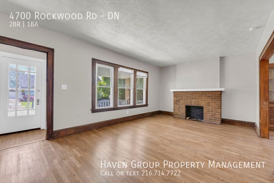 4700 Rockwood Rd | DN, Garfield Heights, Ohio, 44125 - Spacious 2-bed 1-bath multi-family home! property image