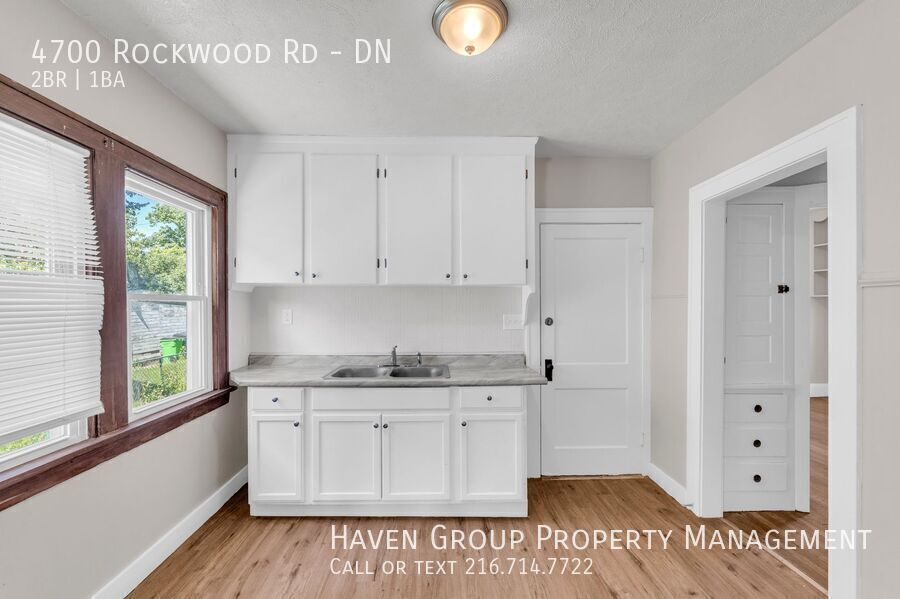 4700 Rockwood Rd | DN, Garfield Heights, Ohio, 44125 - Spacious 2-bed 1-bath multi-family home! property image