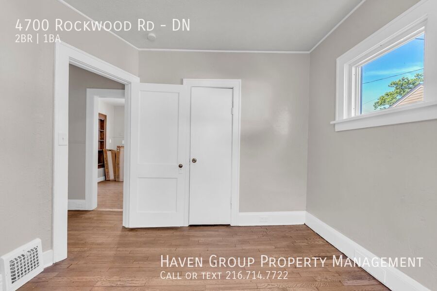 4700 Rockwood Rd | DN, Garfield Heights, Ohio, 44125 - Spacious 2-bed 1-bath multi-family home! property image