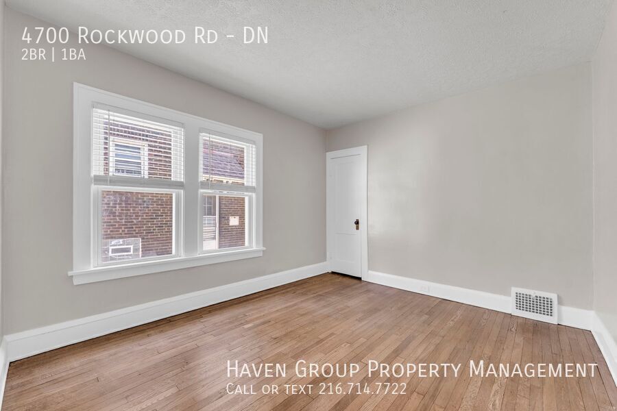 4700 Rockwood Rd | DN, Garfield Heights, Ohio, 44125 - Spacious 2-bed 1-bath multi-family home! property image