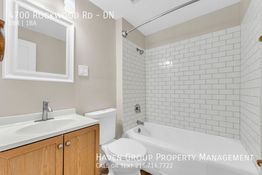 4700 Rockwood Rd | DN, Garfield Heights, Ohio, 44125 - Spacious 2-bed 1-bath multi-family home! property image