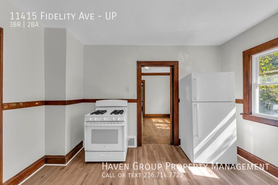 11415 Fidelity Ave | UP, Cleveland, Ohio, 44111 - Spacious 3-bed 1.5-bath multi-family home! property image