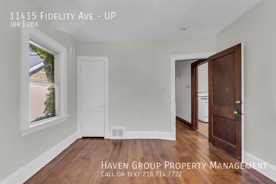 11415 Fidelity Ave | UP, Cleveland, Ohio, 44111 - Spacious 3-bed 1.5-bath multi-family home! property image