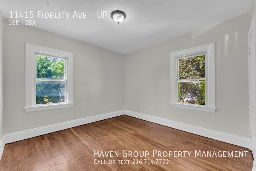 11415 Fidelity Ave | UP, Cleveland, Ohio, 44111 - Spacious 3-bed 1.5-bath multi-family home! property image