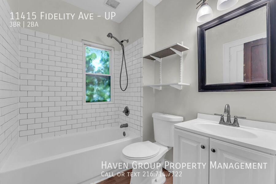 11415 Fidelity Ave | UP, Cleveland, Ohio, 44111 - Spacious 3-bed 1.5-bath multi-family home! property image