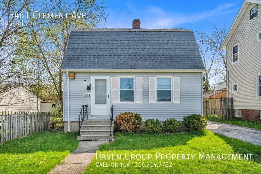 5461 Clement Ave, Maple Heights, Ohio, 44137- Spacious 3-bed 1.5 -bath single-family home! property image