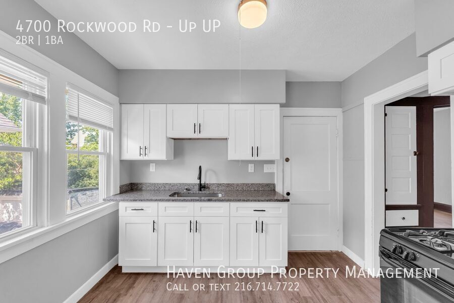 4700 Rockwood Rd | UP, Garfield Heights, Ohio, 44125 - Spacious 2-bed 1-bath multi-family home! property image