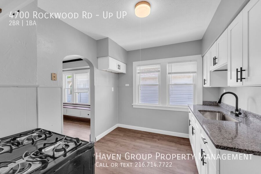 4700 Rockwood Rd | UP, Garfield Heights, Ohio, 44125 - Spacious 2-bed 1-bath multi-family home! property image
