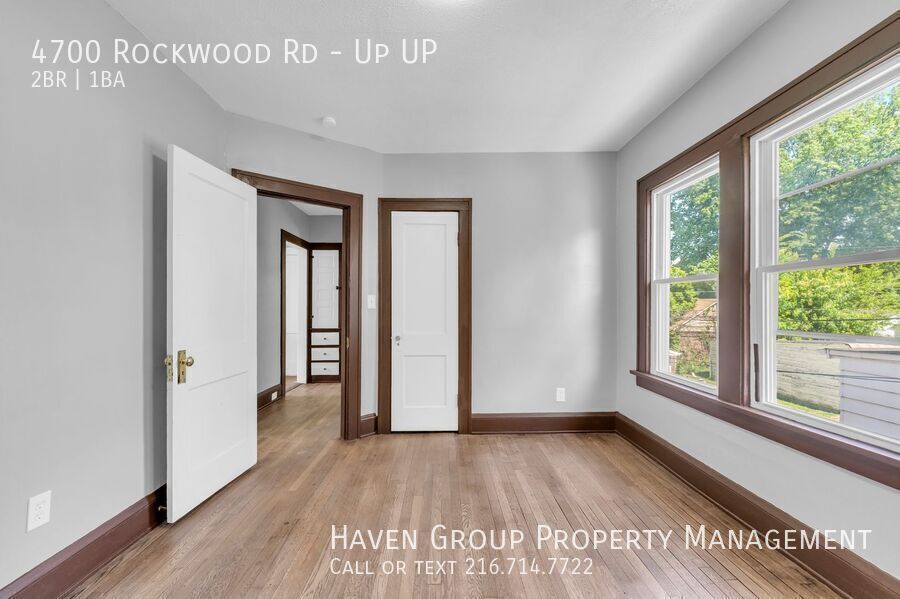 4700 Rockwood Rd | UP, Garfield Heights, Ohio, 44125 - Spacious 2-bed 1-bath multi-family home! property image