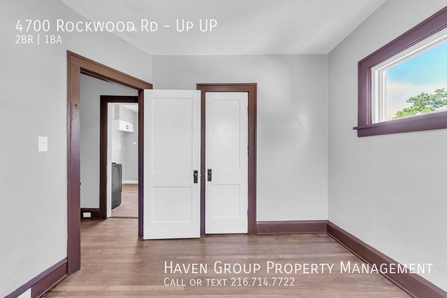 4700 Rockwood Rd | UP, Garfield Heights, Ohio, 44125 - Spacious 2-bed 1-bath multi-family home! property image