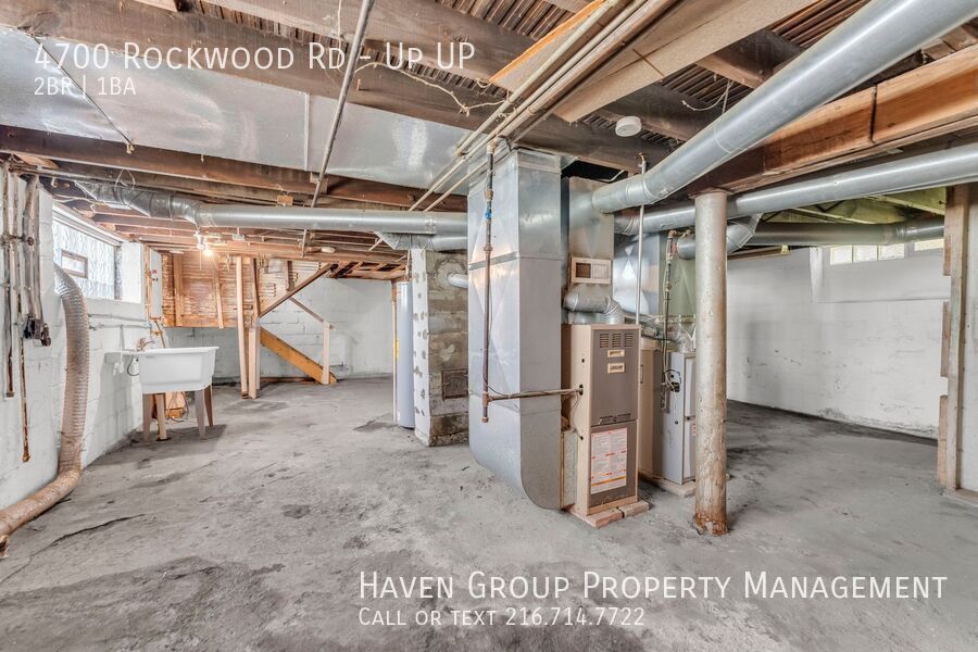 4700 Rockwood Rd | UP, Garfield Heights, Ohio, 44125 - Spacious 2-bed 1-bath multi-family home! property image