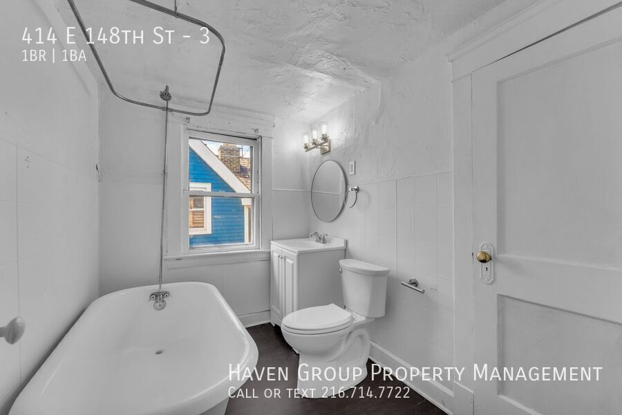 414 E 148th St | Unit 3, Cleveland, Ohio, 44110 - Spacious 1-bed 1-bath multi-family home! property image