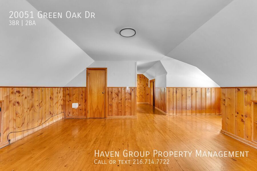20051 Green Oak Dr, Euclid, Ohio, 44117- Spacious 3-bed 1.5 -bath single-family home! property image