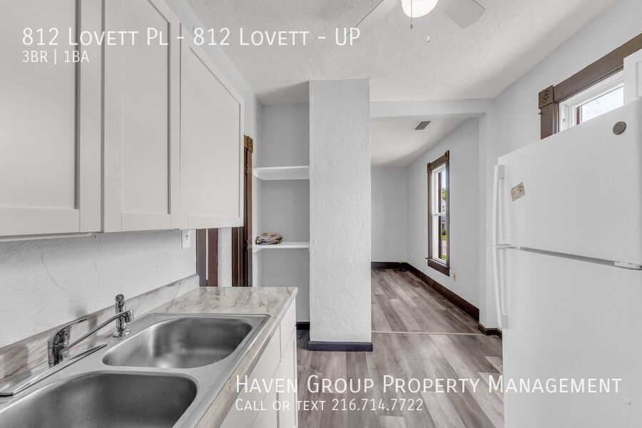 812 Lovett PIace | UP, Lorain, Ohio, 44052 - Spacious 3-bed 1-bath multi-family home! property image