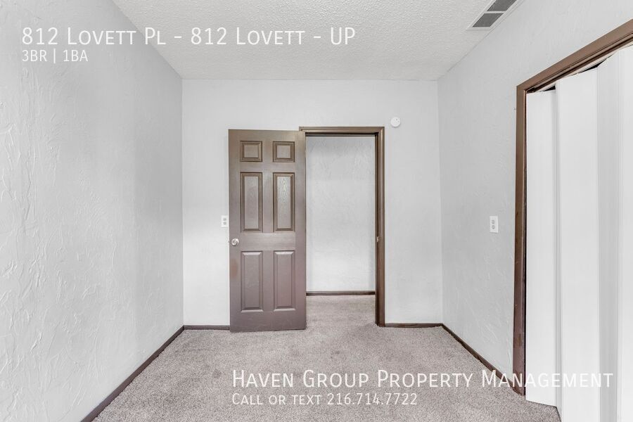 812 Lovett PIace | UP, Lorain, Ohio, 44052 - Spacious 3-bed 1-bath multi-family home! property image