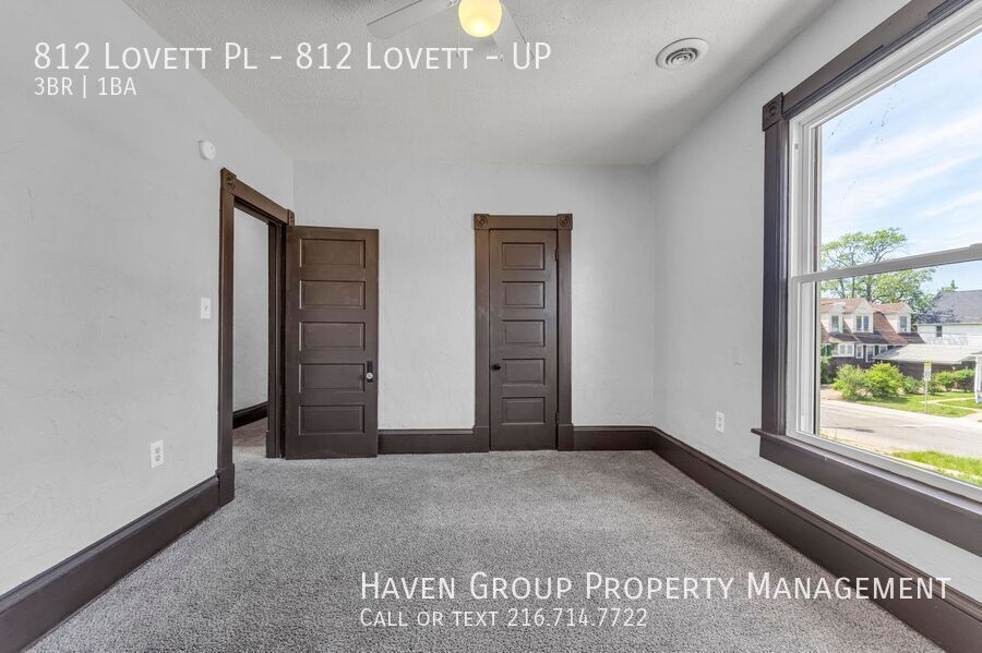 812 Lovett PIace | UP, Lorain, Ohio, 44052 - Spacious 3-bed 1-bath multi-family home! property image
