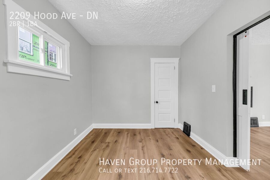 2209 Hood Ave| DN, Cleveland, Ohio, 44109 - Spacious 2-bed 1-bath multi-family home! property image