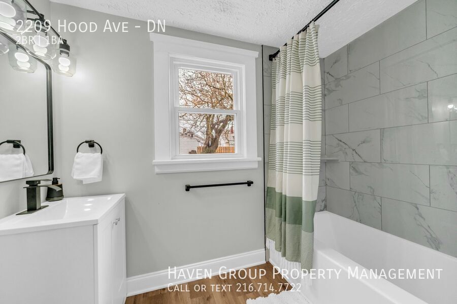 2209 Hood Ave| DN, Cleveland, Ohio, 44109 - Spacious 2-bed 1-bath multi-family home! property image