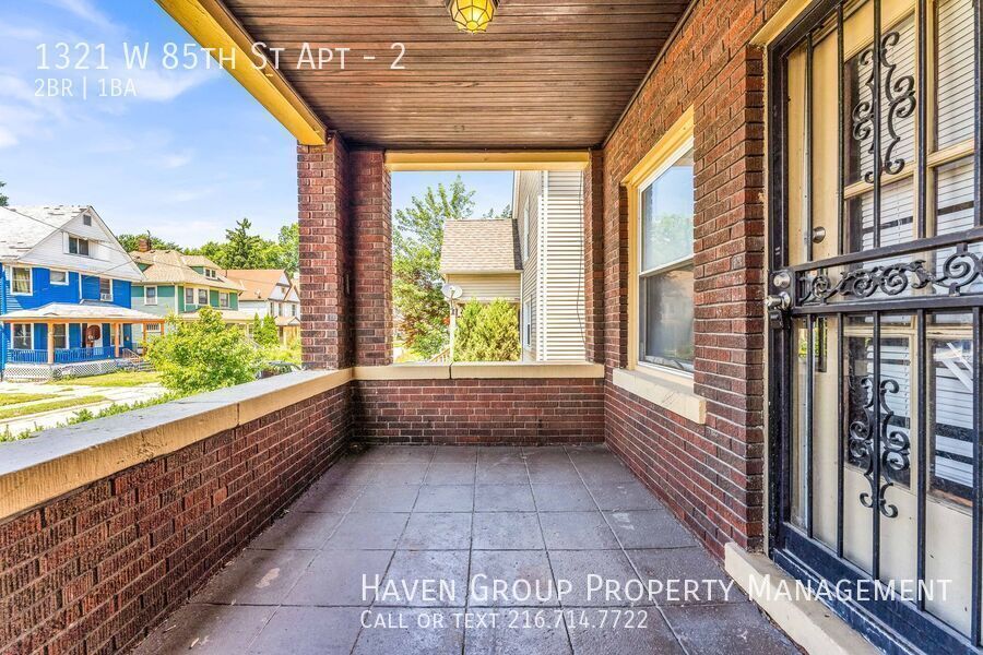 1321 W 85th St | Apt 2, Cleveland, Ohio, 44102 - Spacious 2-bed 1-bath apartment! property image