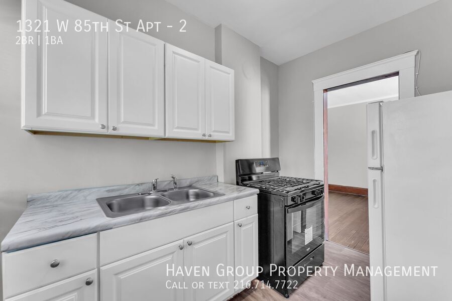 1321 W 85th St | Apt 2, Cleveland, Ohio, 44102 - Spacious 2-bed 1-bath apartment! property image