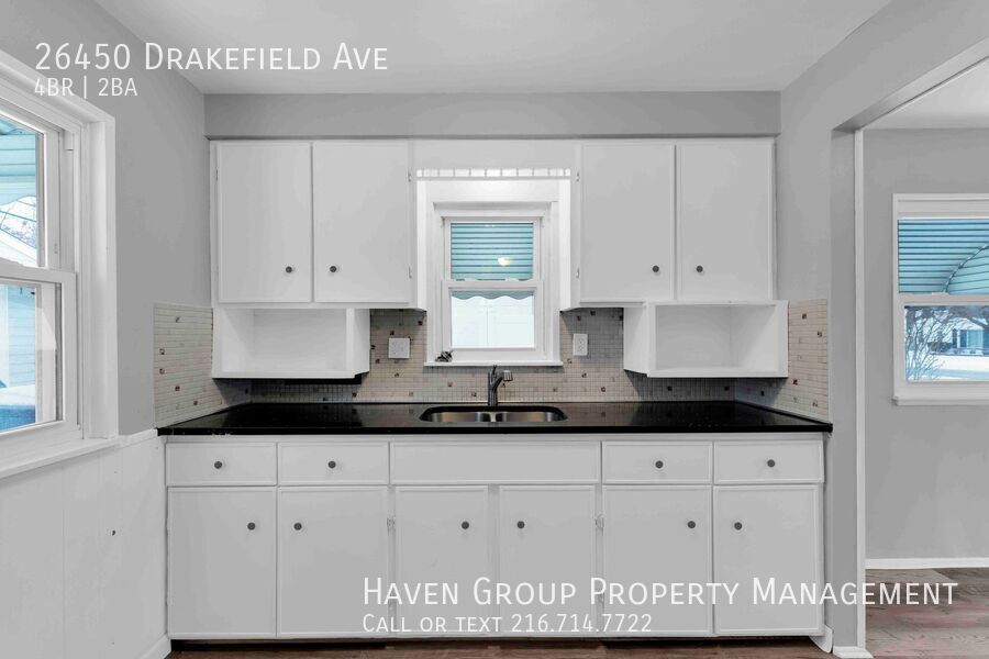 26450 Drakefield Ave, Euclid, Ohio, 44132- Spacious 4-bed 1.5 -bath single-family home! property image