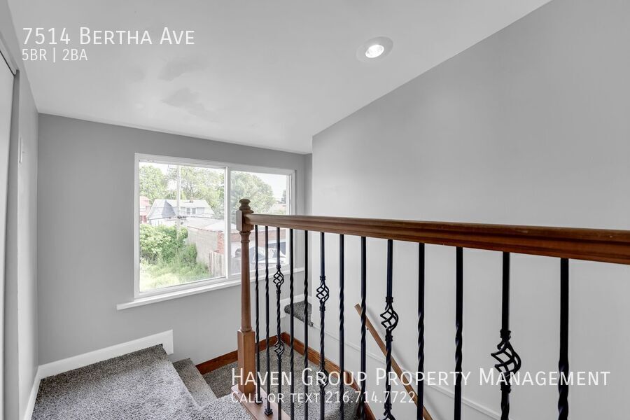 7514 Bertha Ave, Parma, Ohio, 44129- Spacious 5-bed 2-bath single-family home! property image
