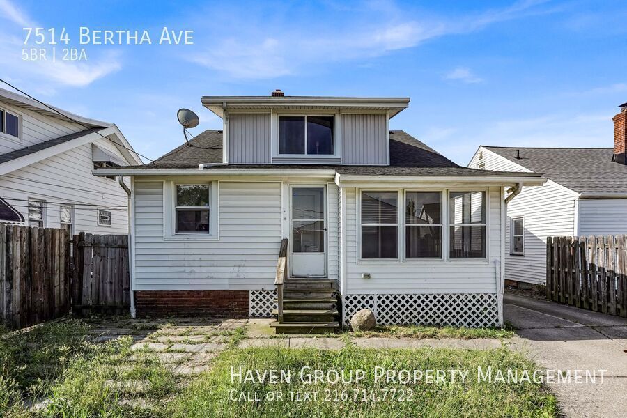 7514 Bertha Ave, Parma, Ohio, 44129- Spacious 5-bed 2-bath single-family home! property image