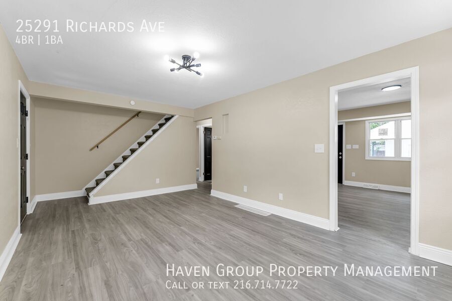 25291 Richards Ave, Euclid, Ohio, 44132- Spacious 4-bed 1-bath single-family home! property image