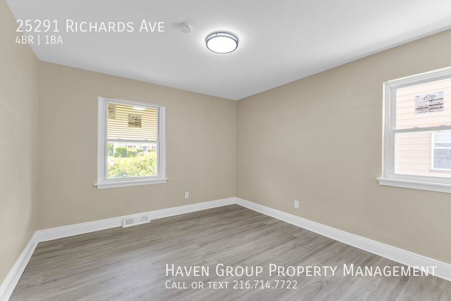 25291 Richards Ave, Euclid, Ohio, 44132- Spacious 4-bed 1-bath single-family home! property image