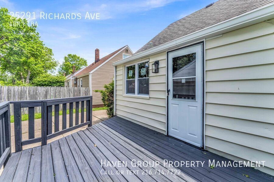 25291 Richards Ave, Euclid, Ohio, 44132- Spacious 4-bed 1-bath single-family home! property image