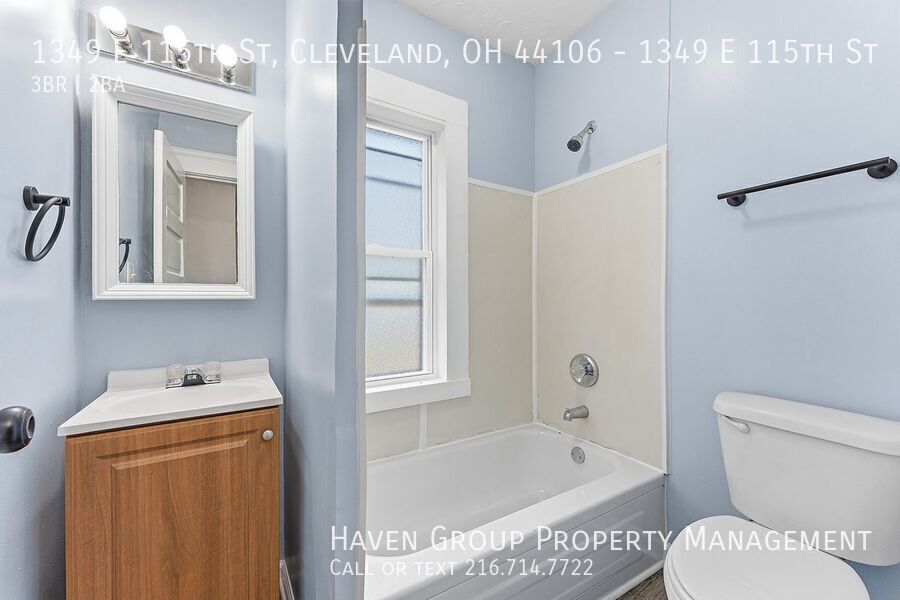1349 E 115th St, Cleveland, OH 44106- Spacious 3-bed 1.5 -bath single-family home! property image