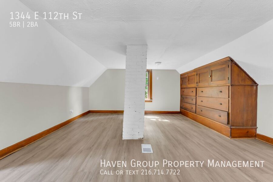 1344 E 112th St, Cleveland, OH 44106- Spacious 5-bed 2-bath single-family home! property image