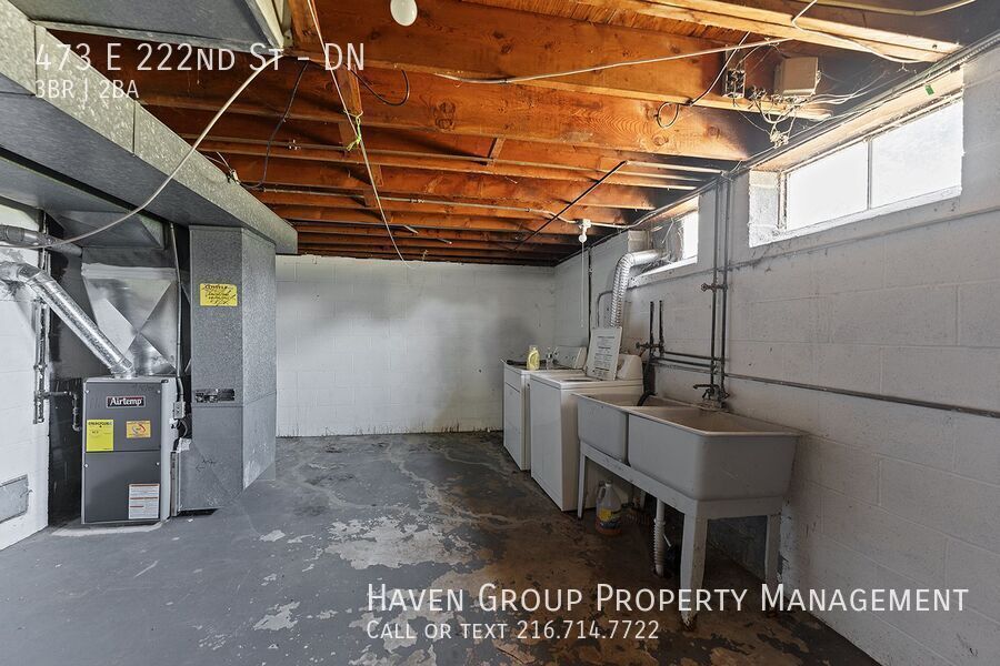 473 E 222nd St | DN, Euclid, Ohio, 44123 - Spacious 3-bed 1.5-bath multi-family home! property image