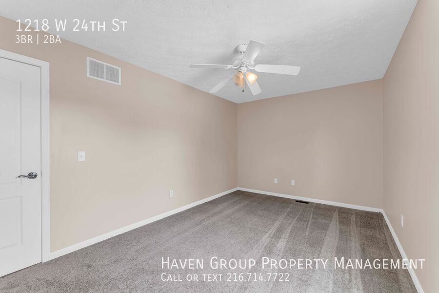 1218 W 24th St, Lorain, OH 44052- Spacious 3-bed 1.5 -bath single-family home! property image