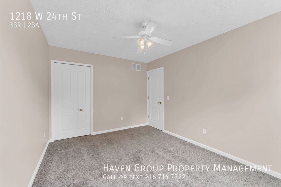 1218 W 24th St, Lorain, OH 44052- Spacious 3-bed 1.5 -bath single-family home! property image