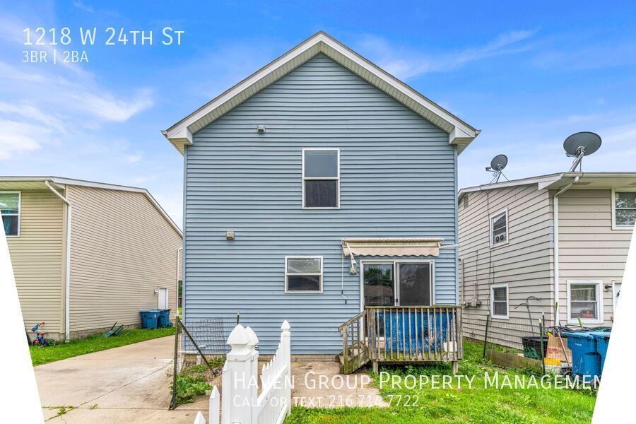 1218 W 24th St, Lorain, OH 44052- Spacious 3-bed 1.5 -bath single-family home! property image