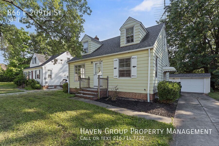 866 E 209th St, Euclid, OH 44119- Spacious 3-bed 1-bath single-family home! property image