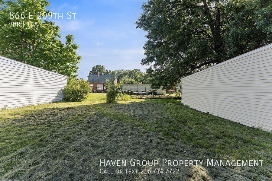 866 E 209th St, Euclid, OH 44119- Spacious 3-bed 1-bath single-family home! property image