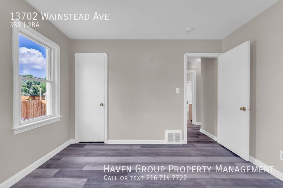 13702 Wainstead Ave, Cleveland, OH 44111- Spacious 3-bed 2-bath single-family home! property image