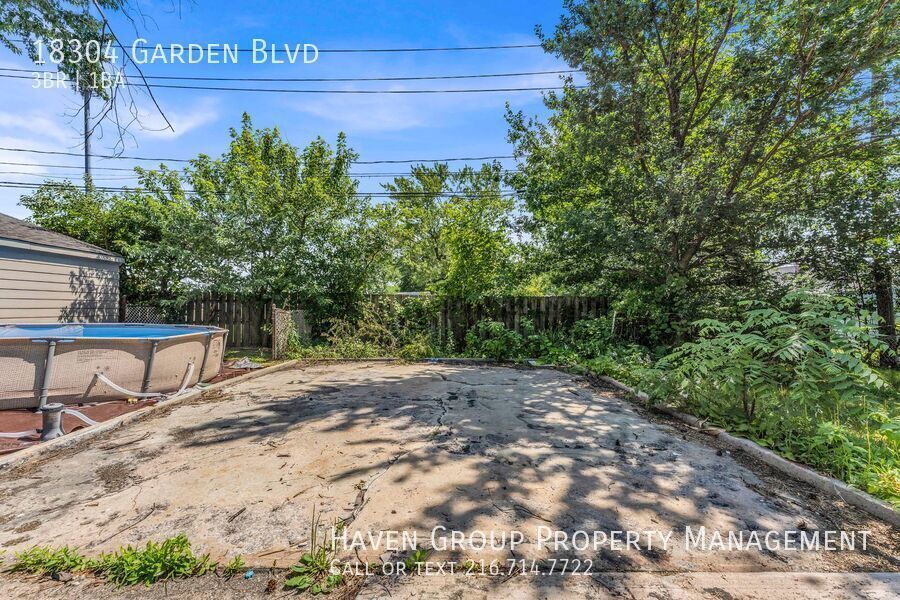 18304 Garden Blvd., Warrensville Heights, OH 44128- Spacious 3-bed 1-bath single-family home! property image