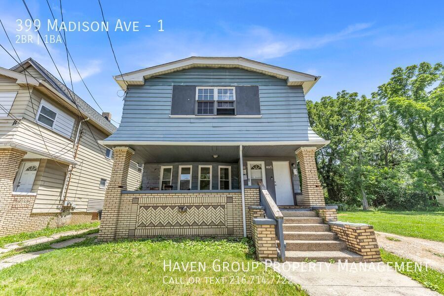 399 Madison Ave | DN, Akron, OH 44320 - Spacious 2-bed 1-bath multi-family home! property image